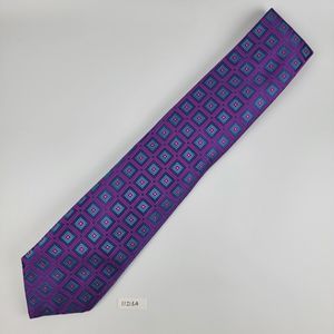 David Master Collection Davelle Clothiers 100% Silk Blue Purple Jacquard Tie EUC